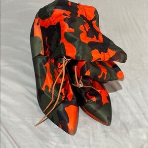 Camouflage Lace-Up Boots